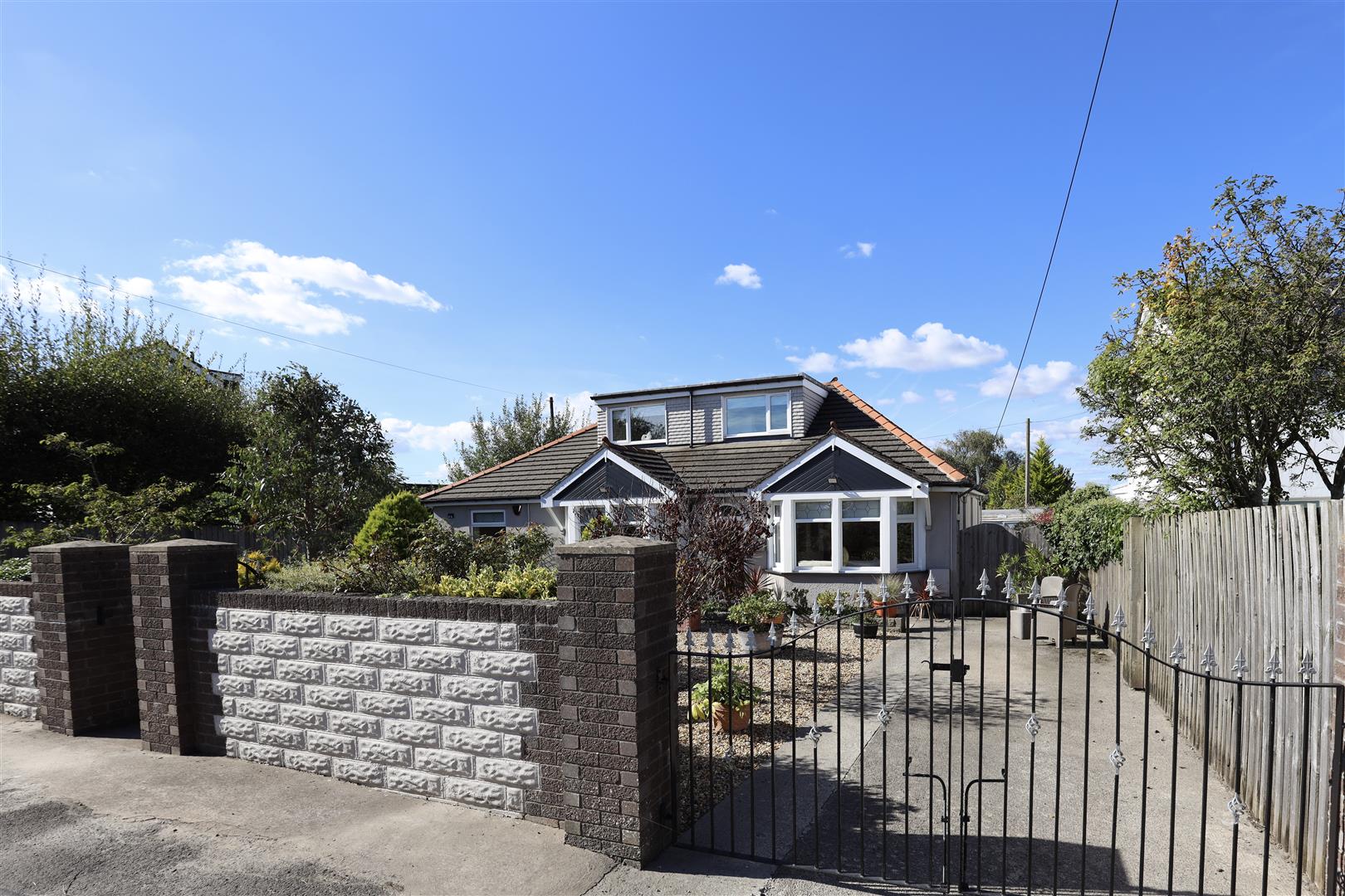 Peppercorn Lodge, 182 Port Road East, Barry, Vale of Glamorgan, CF62 9PZ